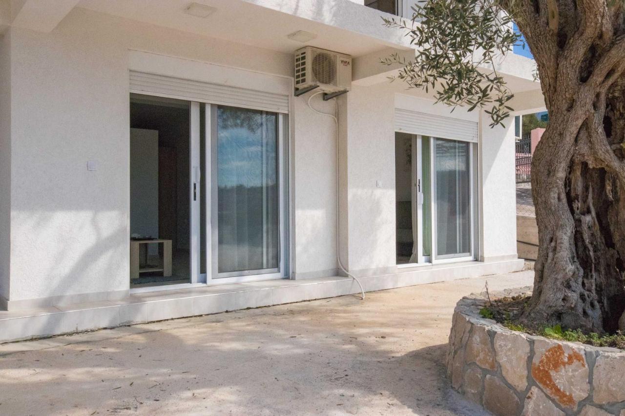 Apartments Sun With Sea View Dobrá Voda Exterior foto
